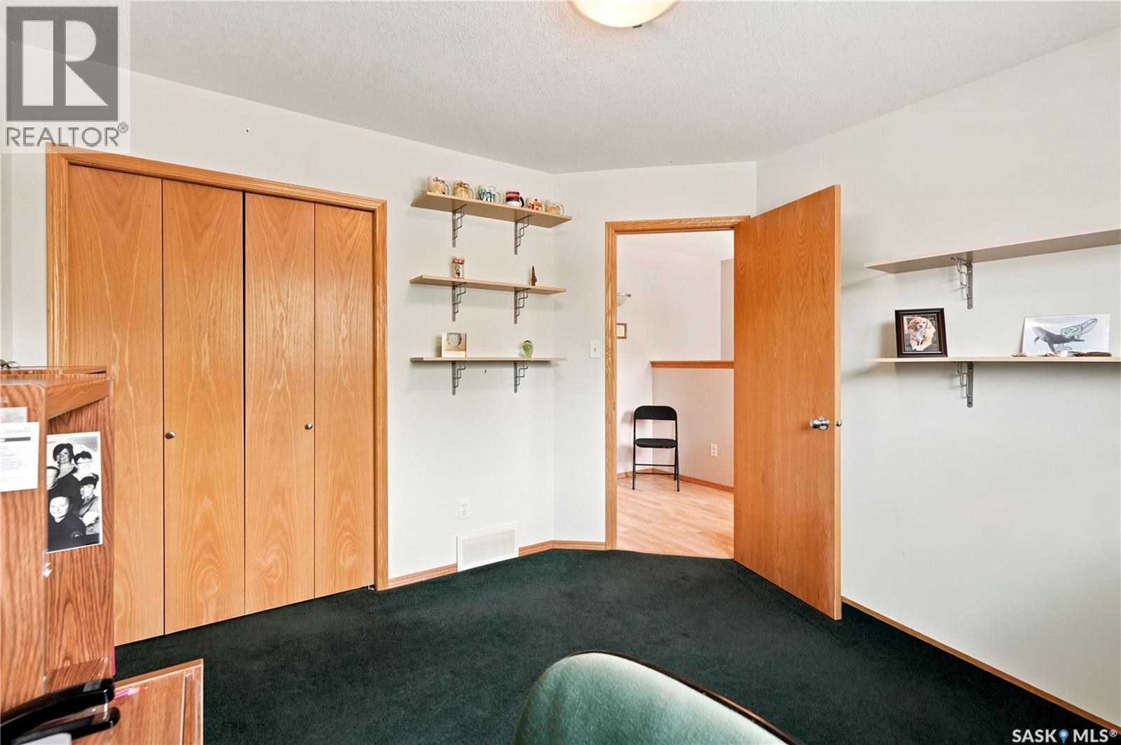 225 Mikkelson Drive Property Photo 18