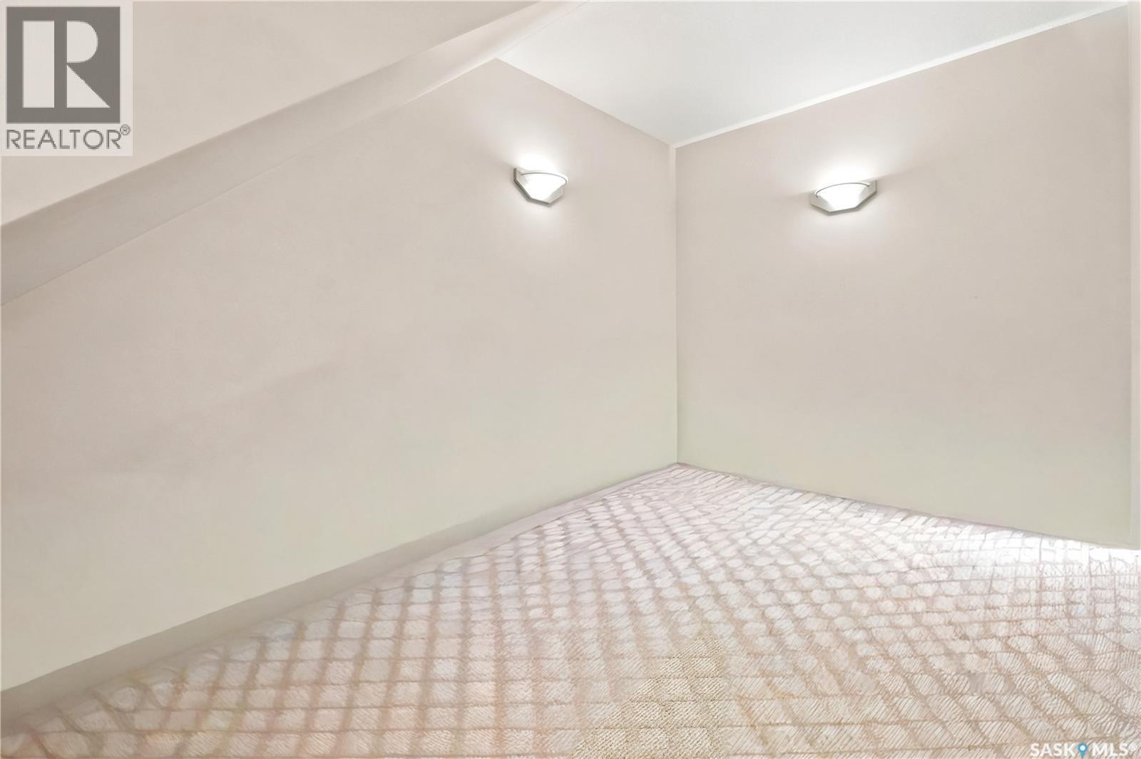 225 Mikkelson Drive Property Photo 28