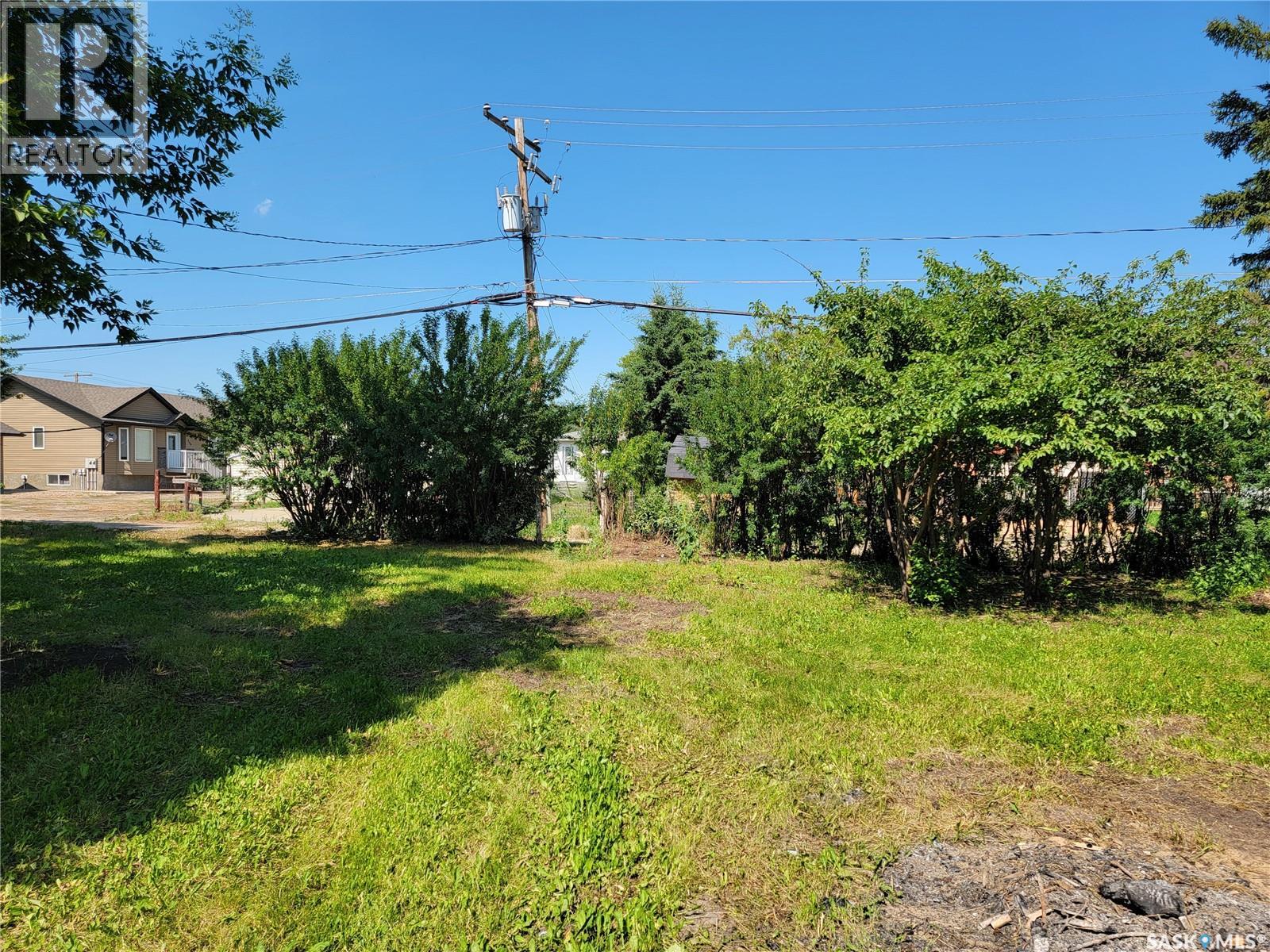 273 1st Avenue W Property Photo 16