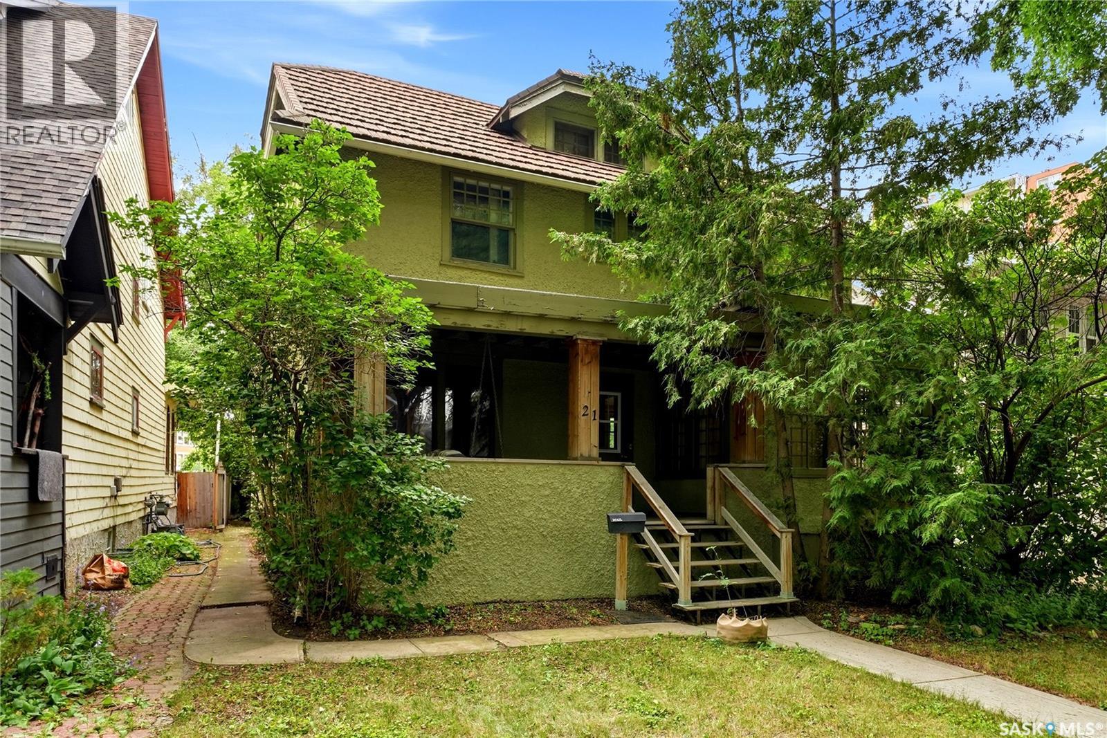 21 Angus Crescent Property Photo 1
