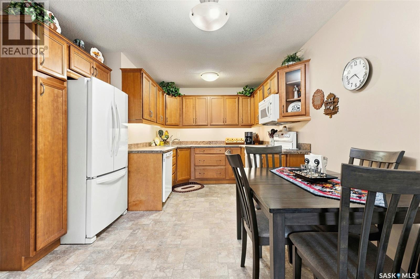 386 Cedar Meadow Drive Property Photo 4