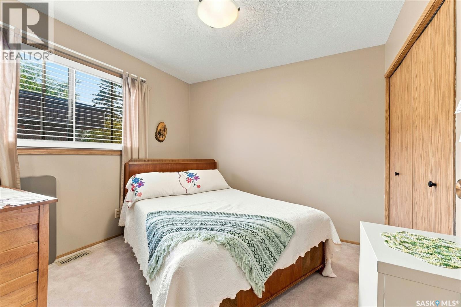 386 Cedar Meadow Drive Property Photo 10