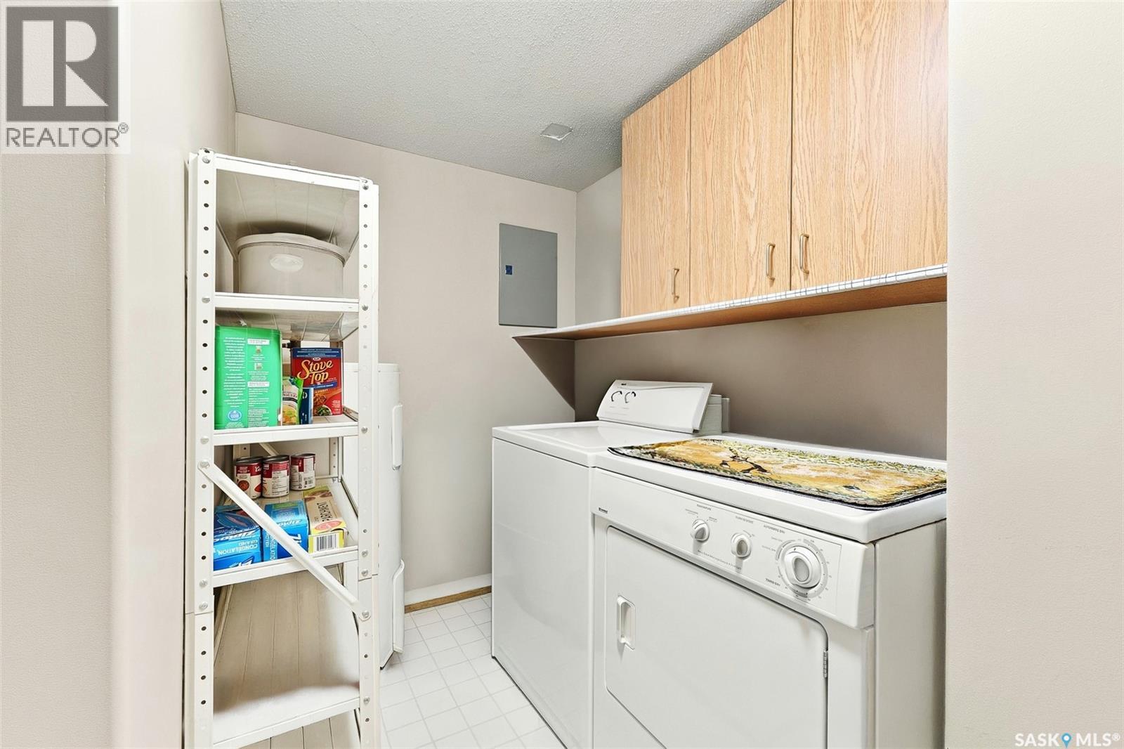 386 Cedar Meadow Drive Property Photo 12