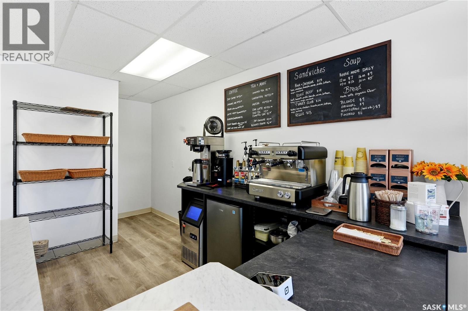 1011 6th Street Property Photo 8