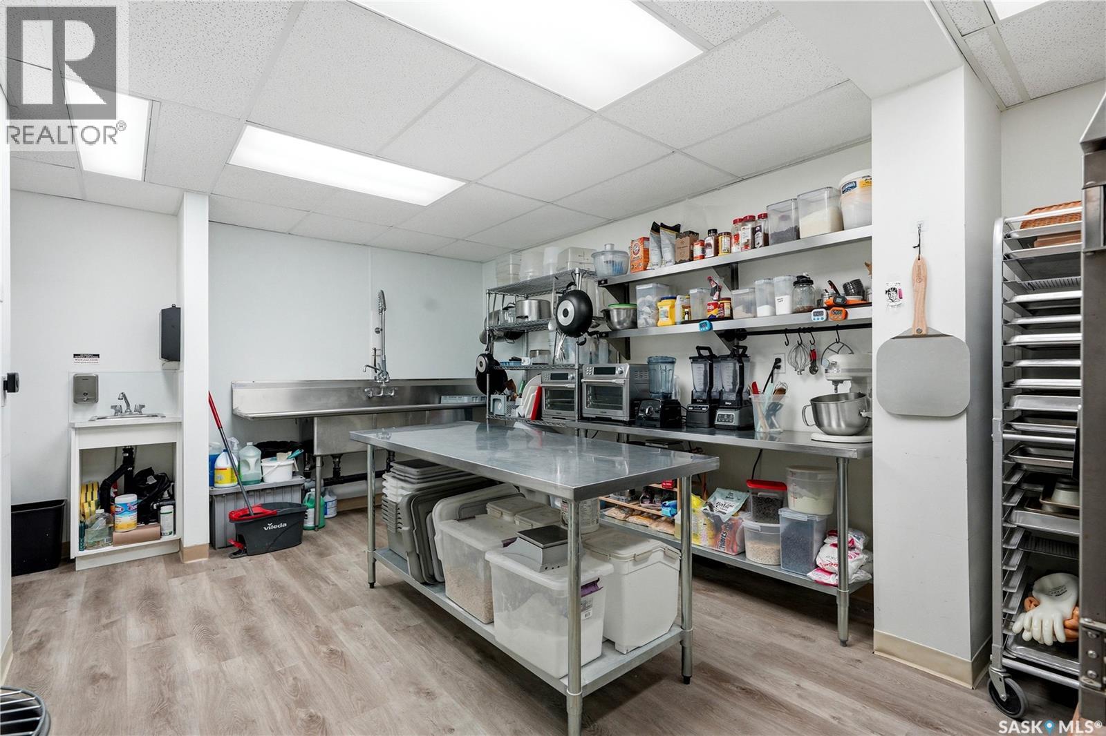 1011 6th Street Property Photo 33