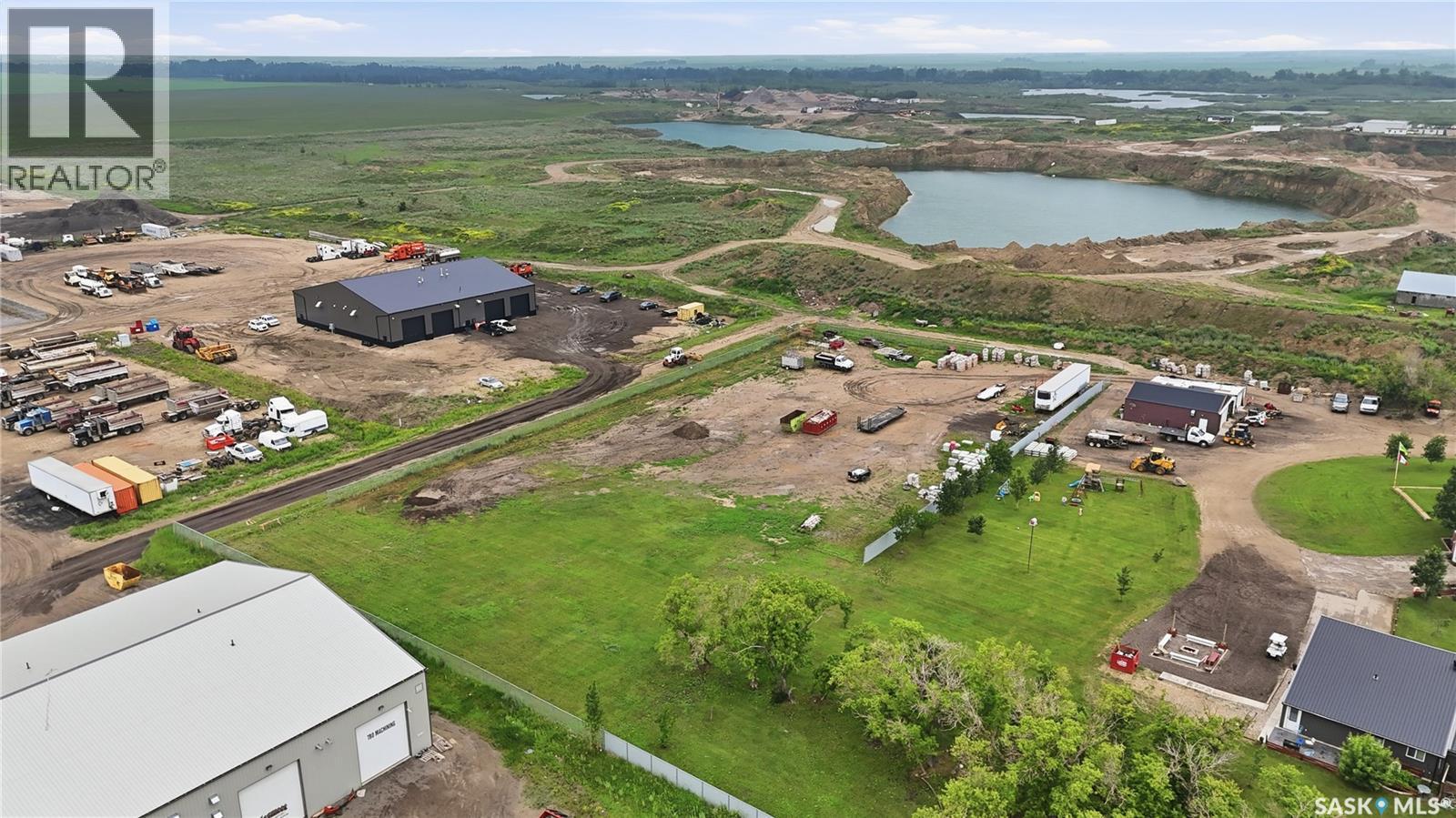 New Horizon Business Park Property Photo 1