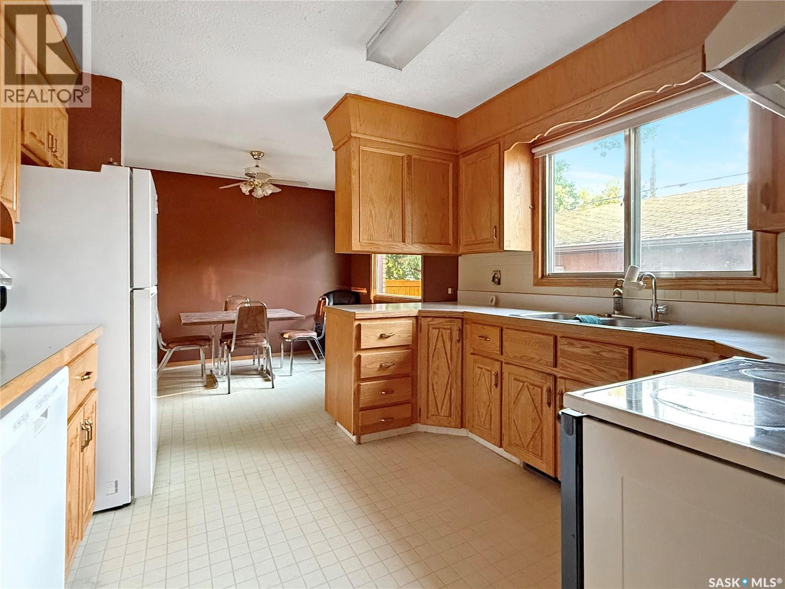 Se 477 3rd Avenue Se Property Photo 3