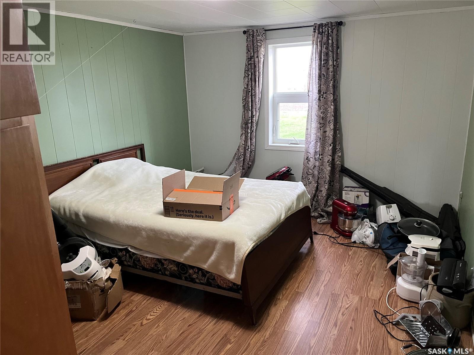 9 2nd Street E Property Photo 10