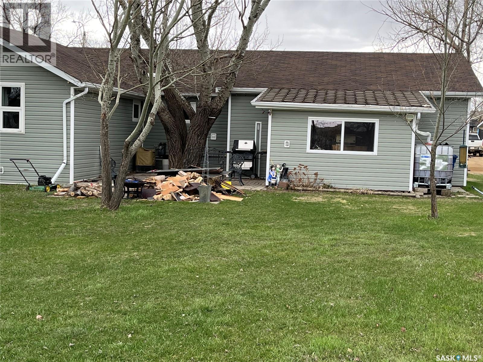 9 2nd Street E Property Photo 31