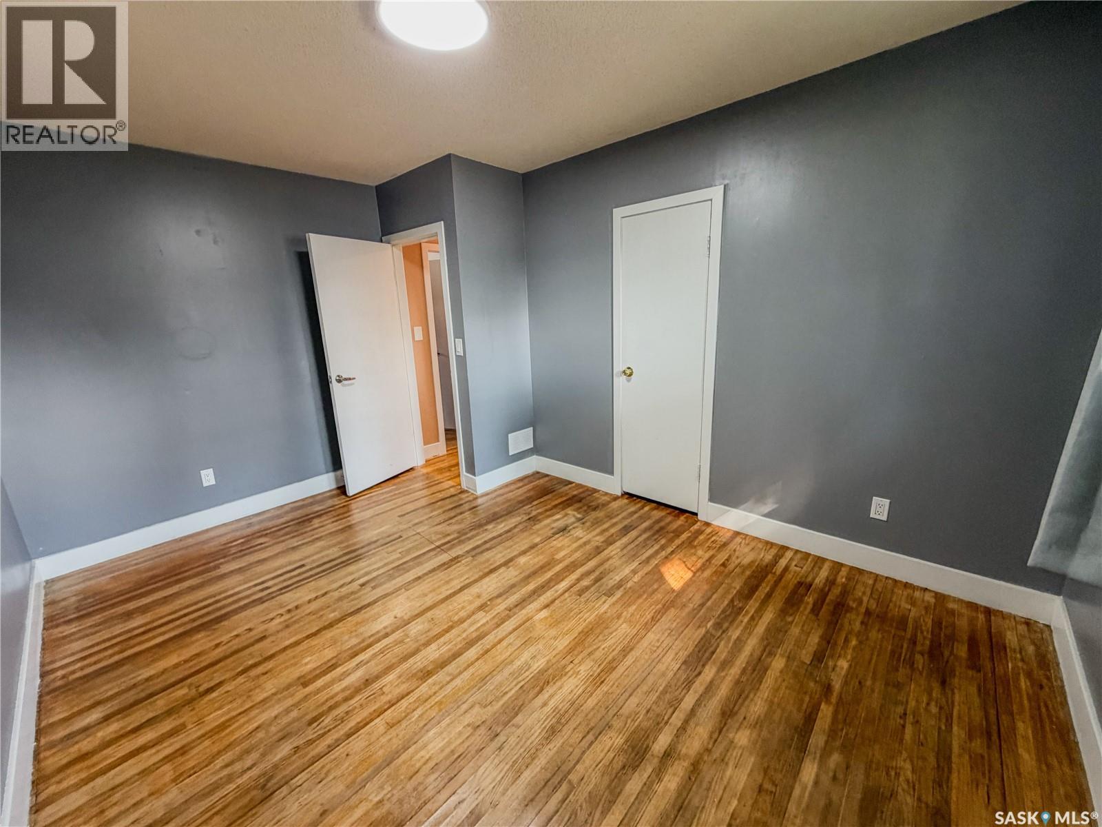228 8th Avenue E Property Photo 25