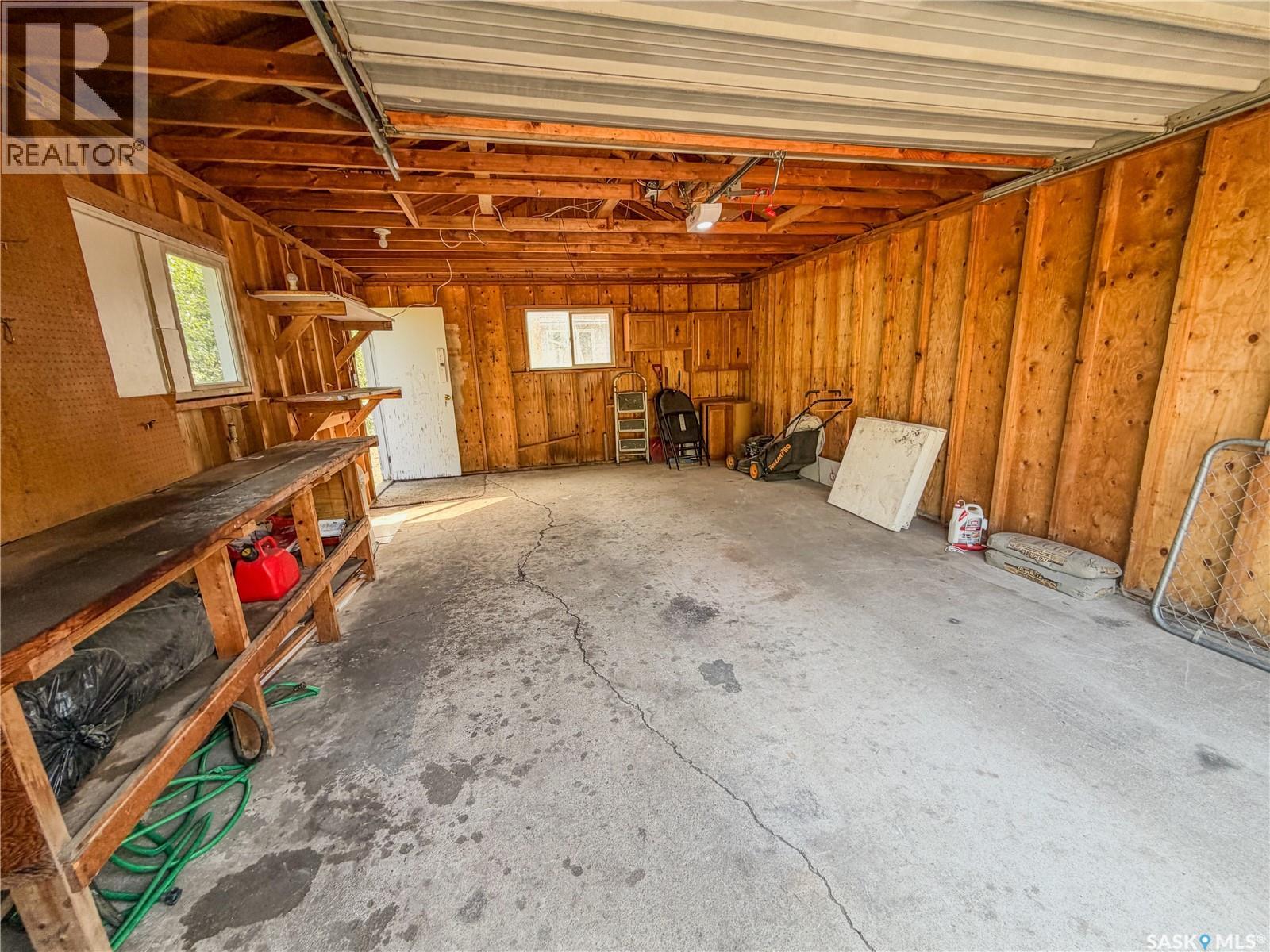 228 8th Avenue E Property Photo 50