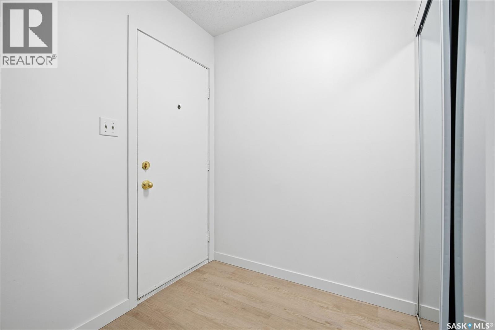 9 1128 Mckercher Drive Property Photo 7