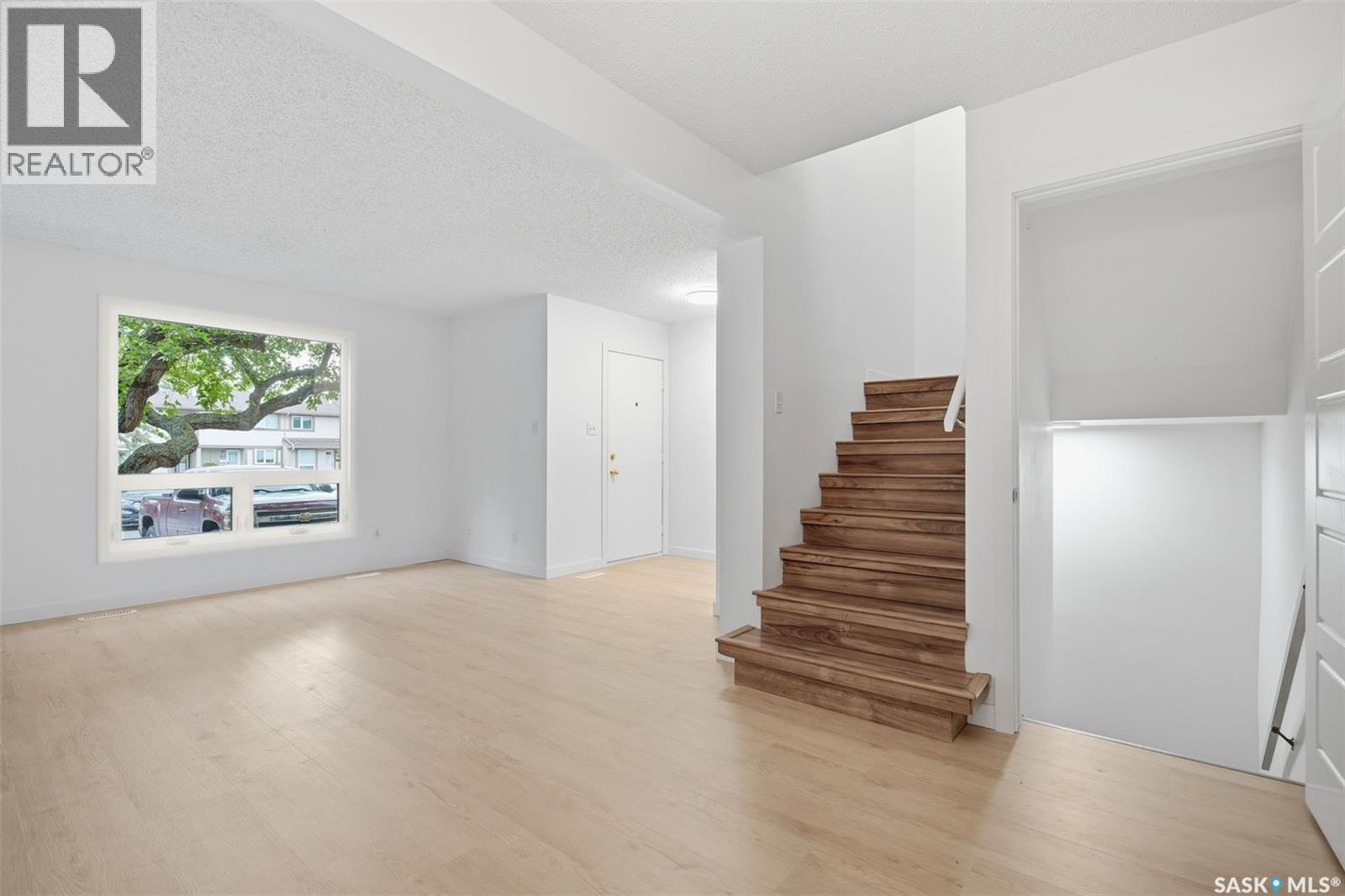 9 1128 Mckercher Drive Property Photo 11