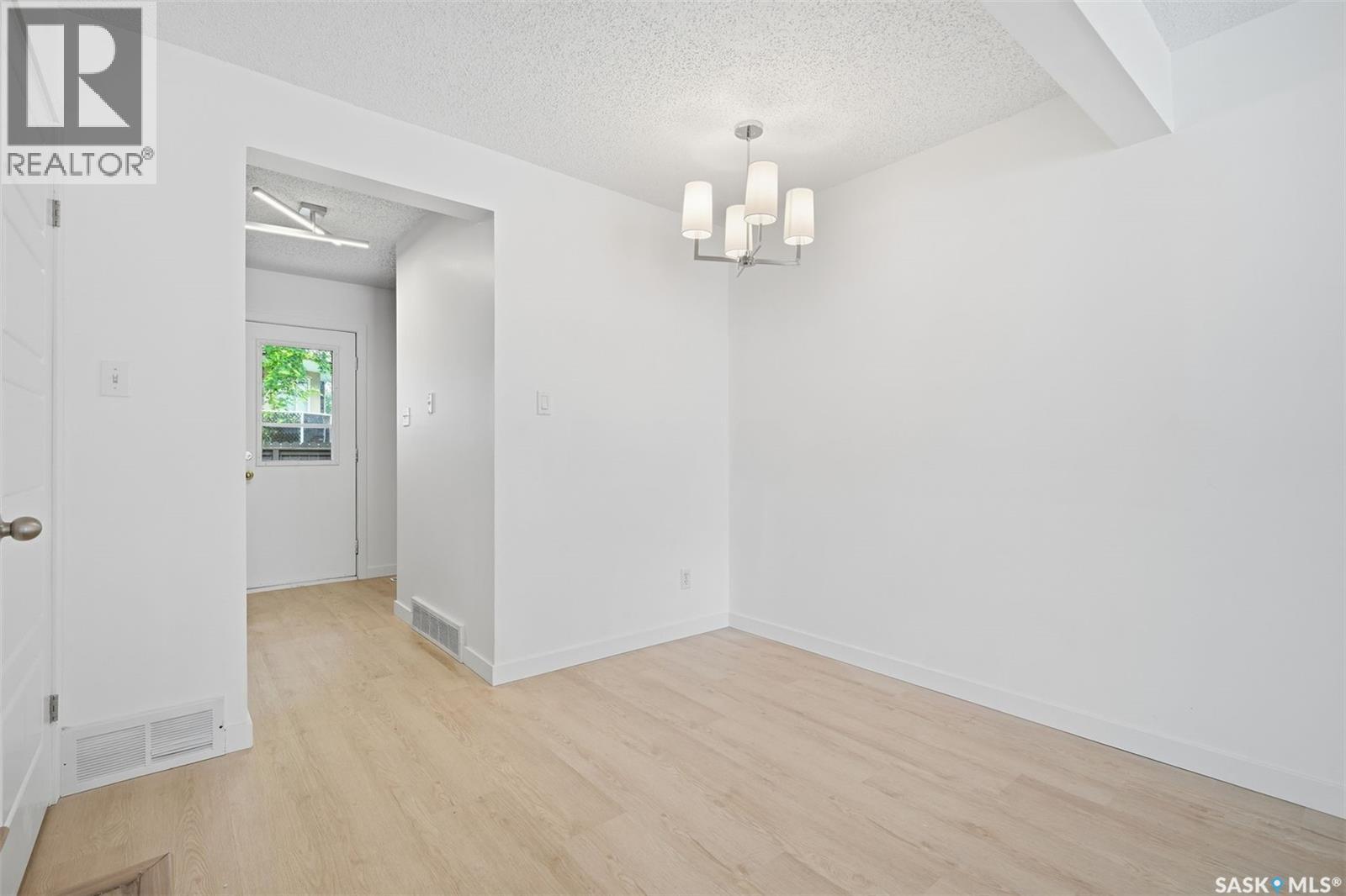 9 1128 Mckercher Drive Property Photo 12