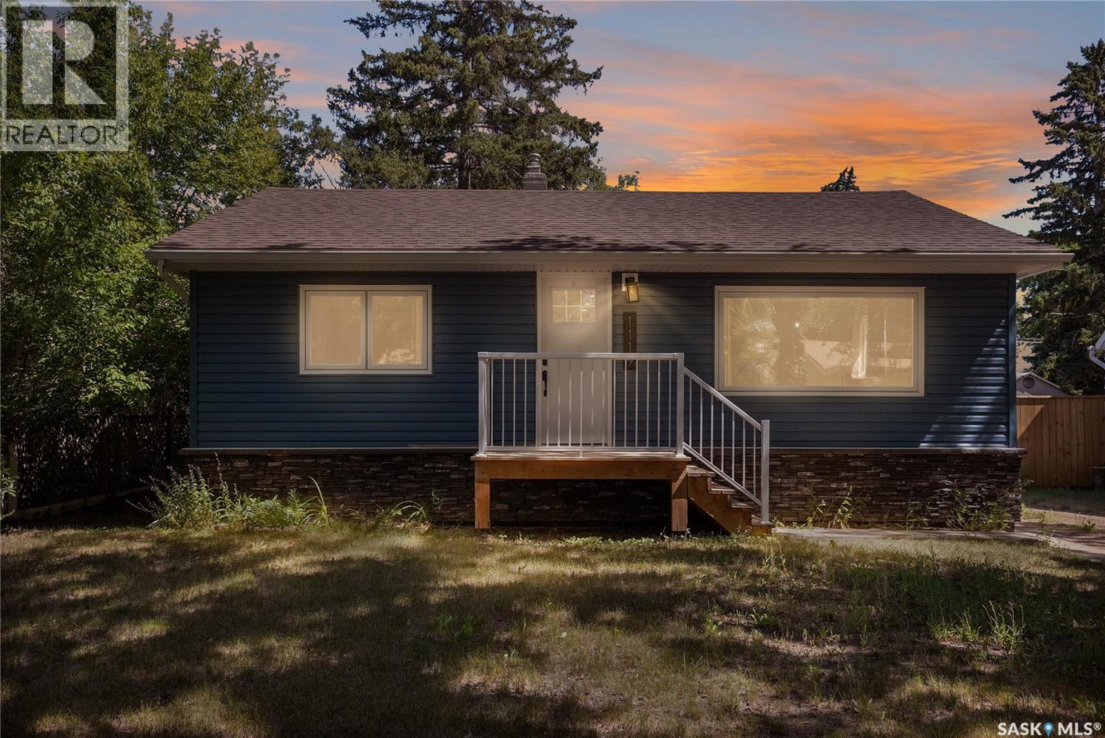 1119 Elgin Avenue Property Photo 3