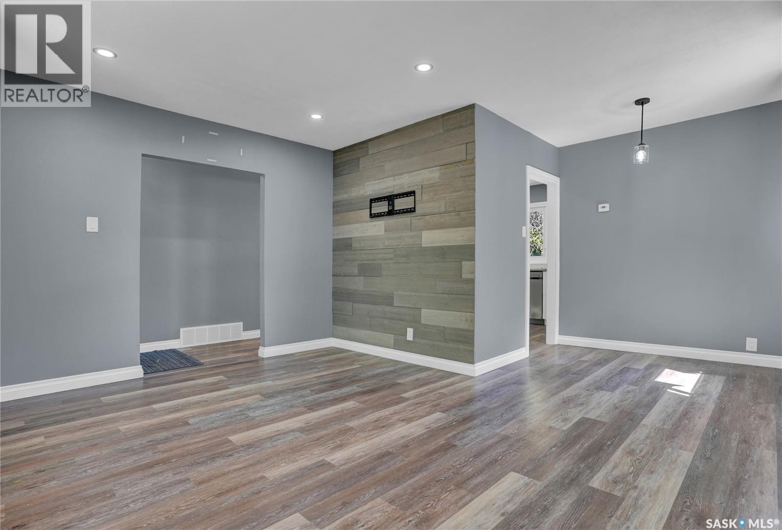 1119 Elgin Avenue Property Photo 10
