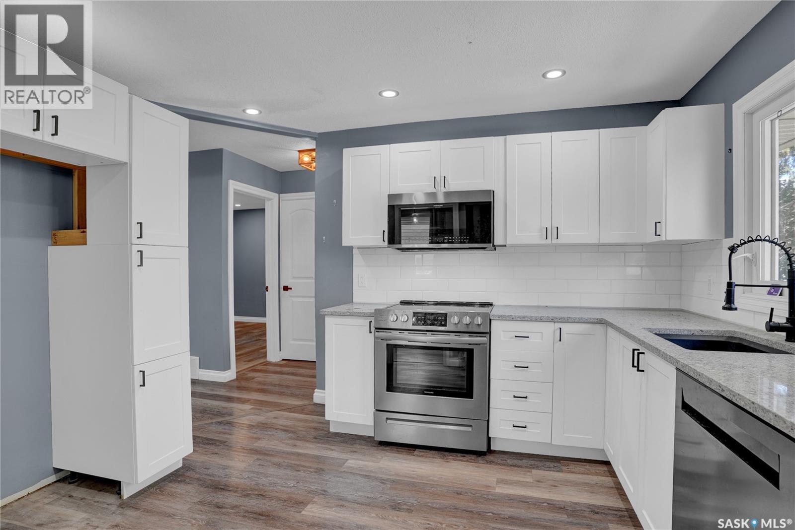 1119 Elgin Avenue Property Photo 12
