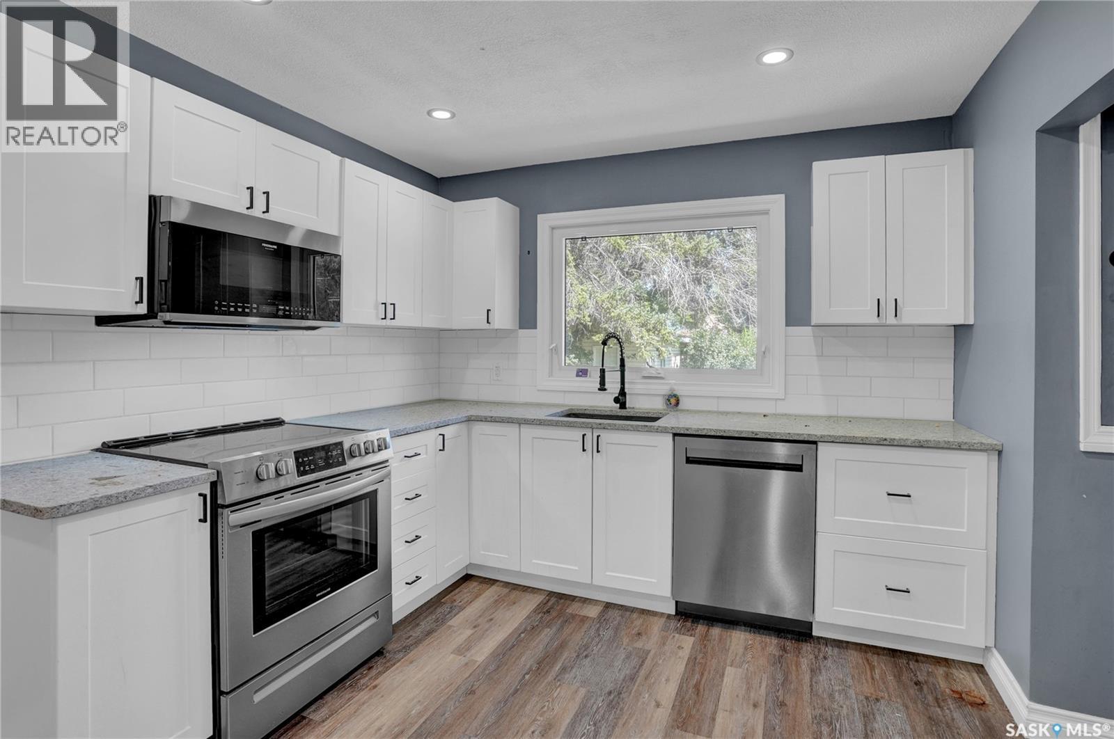 1119 Elgin Avenue Property Photo 13
