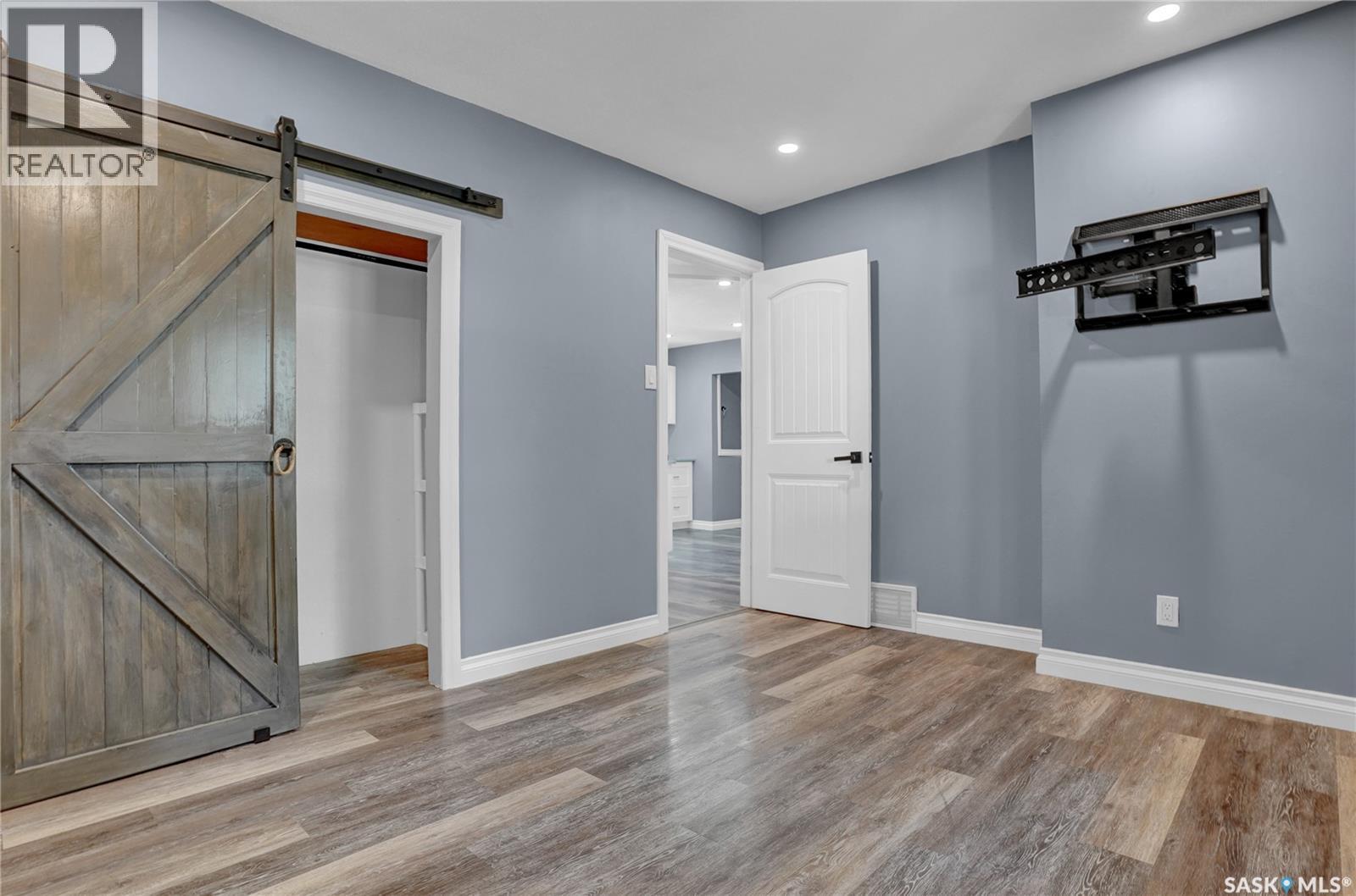 1119 Elgin Avenue Property Photo 17