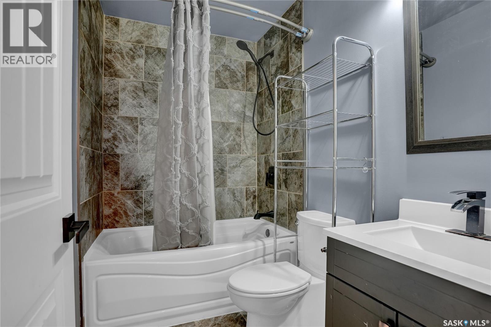 1119 Elgin Avenue Property Photo 23