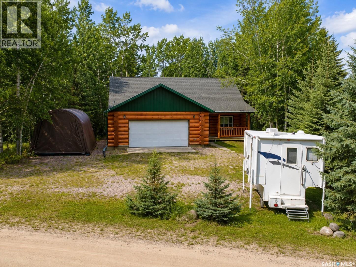 231 Whitefish Crescent Property Photo 5
