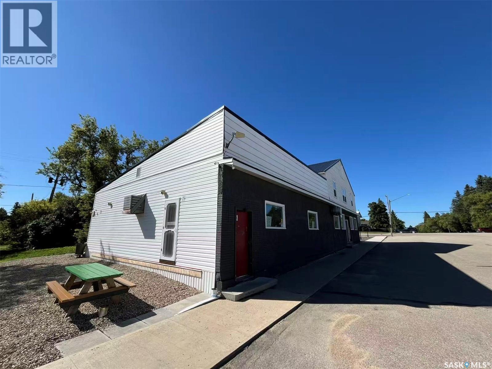 109 Centre Street Property Photo 3