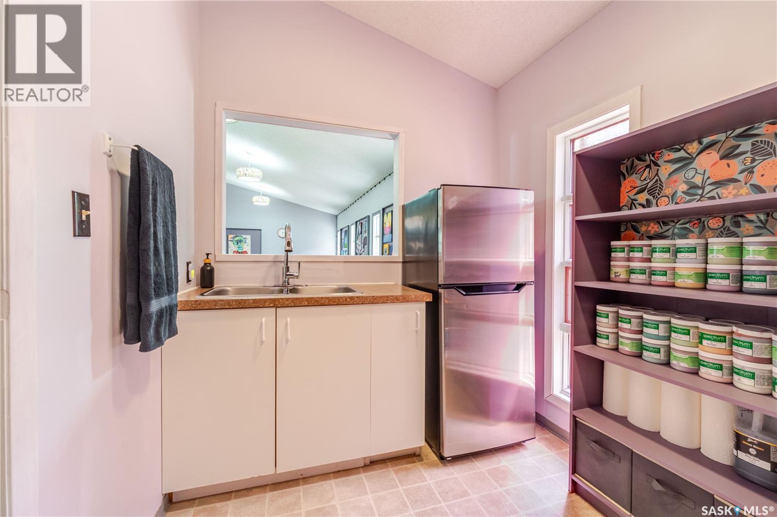 262 Athabasca Street E Property Photo 16