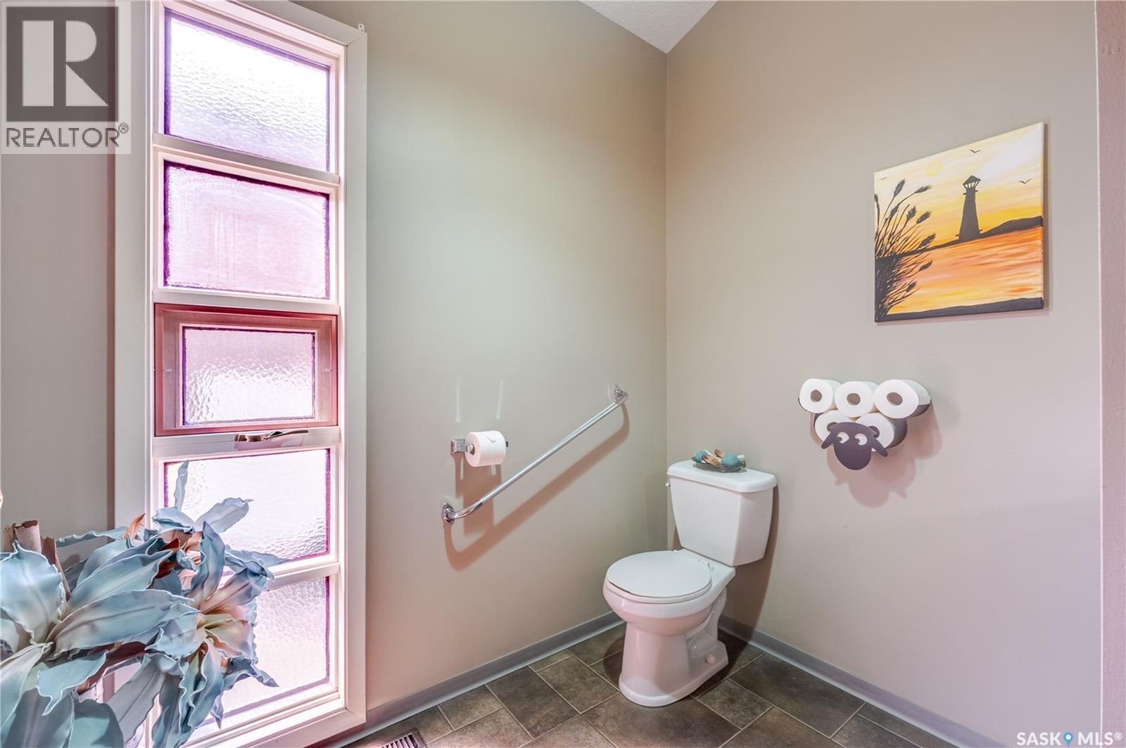 262 Athabasca Street E Property Photo 19