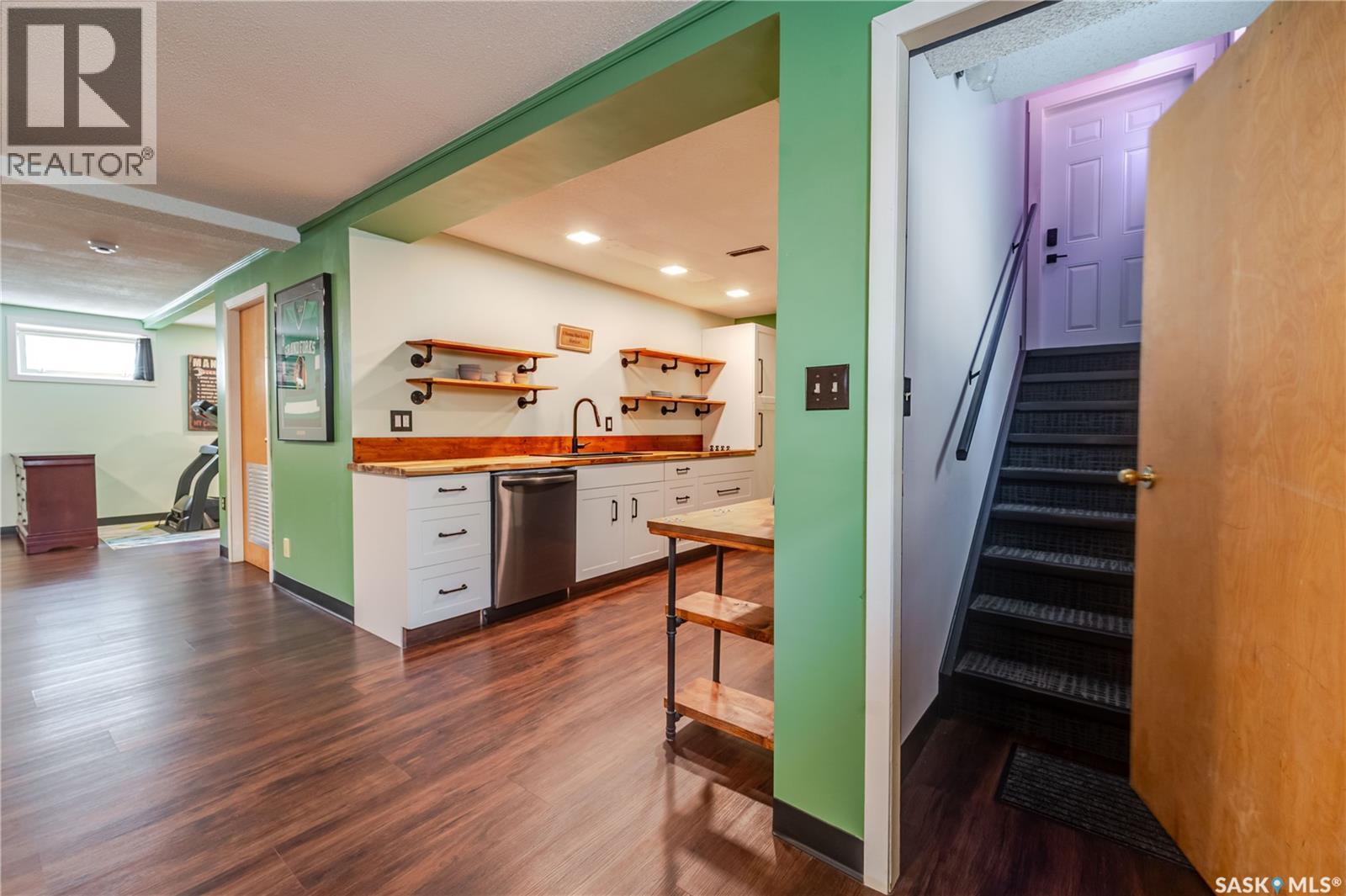 262 Athabasca Street E Property Photo 26