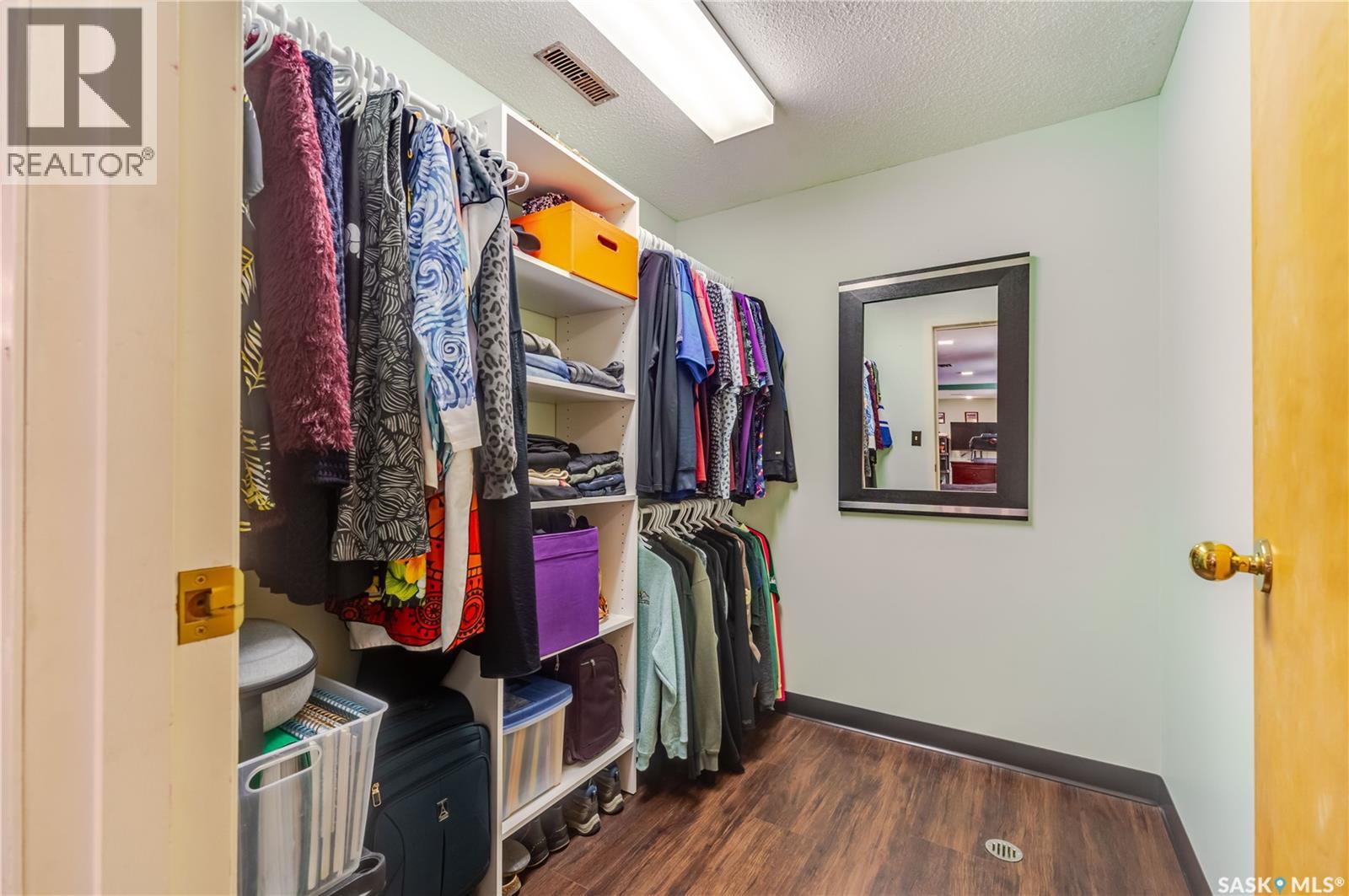 262 Athabasca Street E Property Photo 32