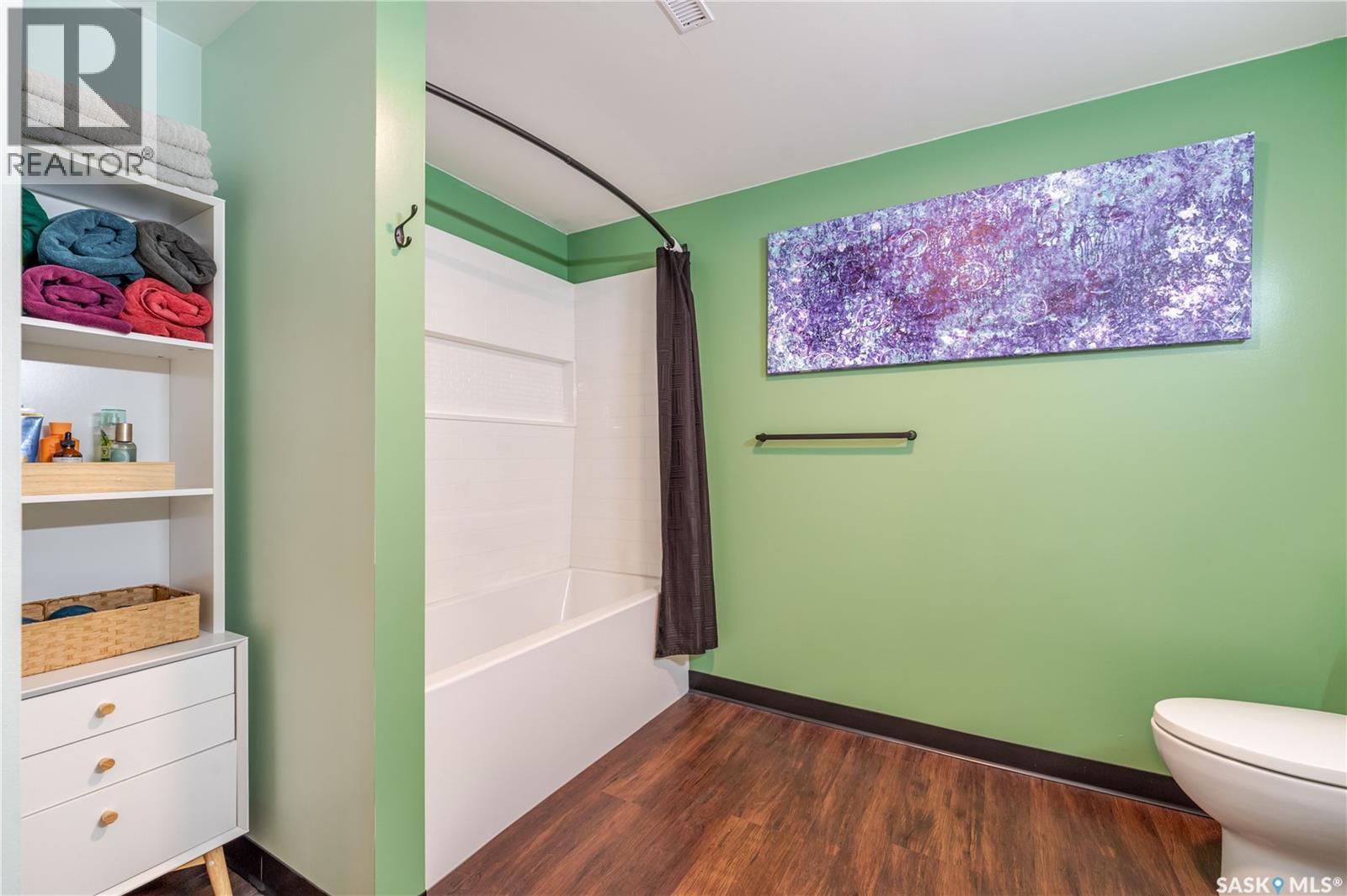 262 Athabasca Street E Property Photo 35