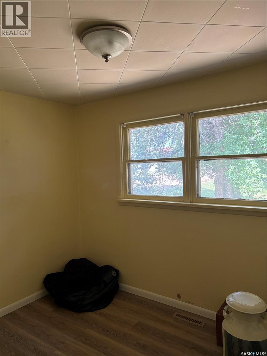 711 Yorkton Avenue Property Photo 13