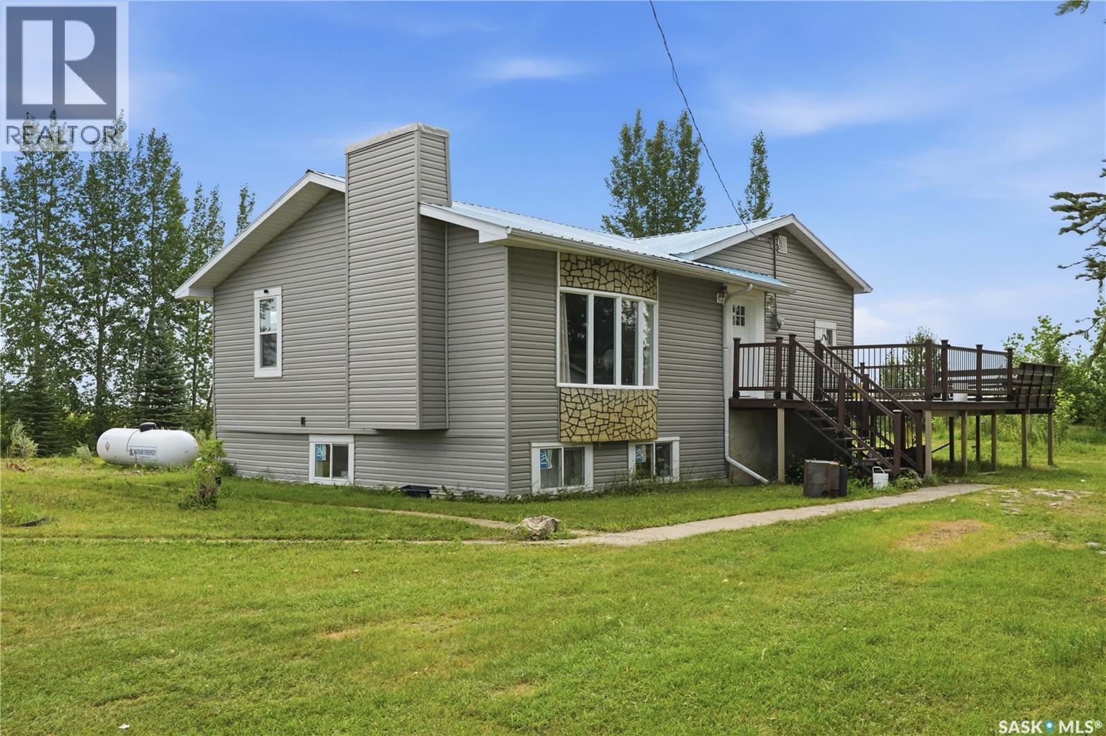 Perron Acreage Property Photo 48