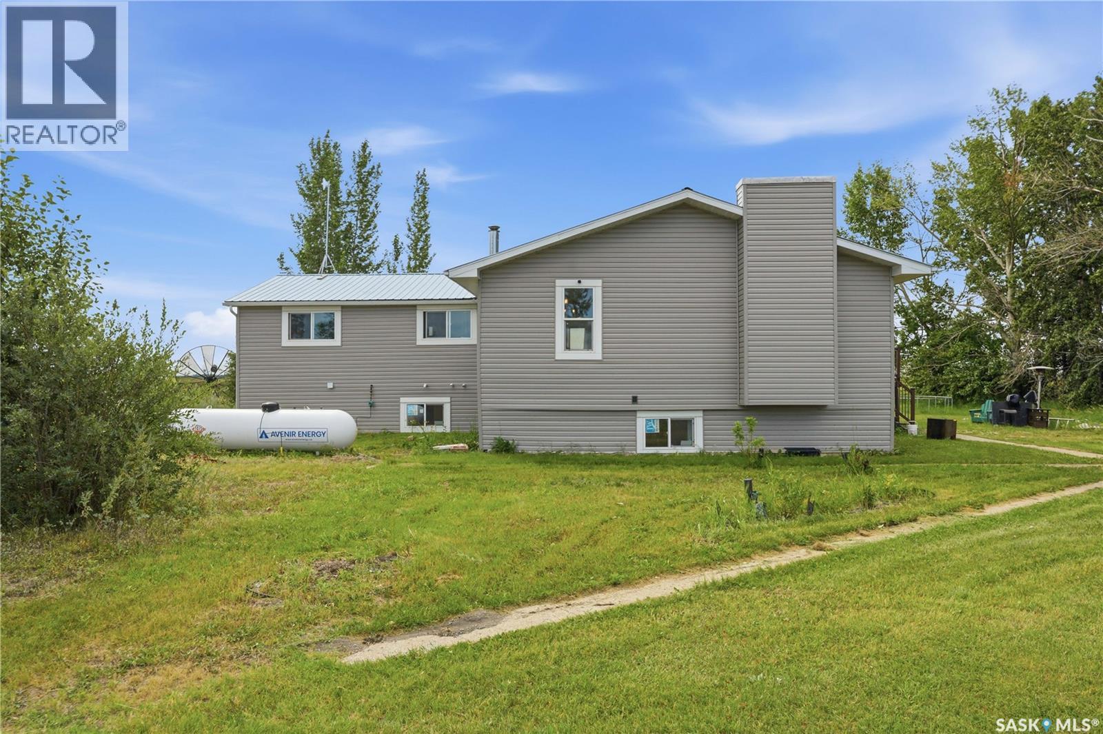 Perron Acreage Property Photo 49