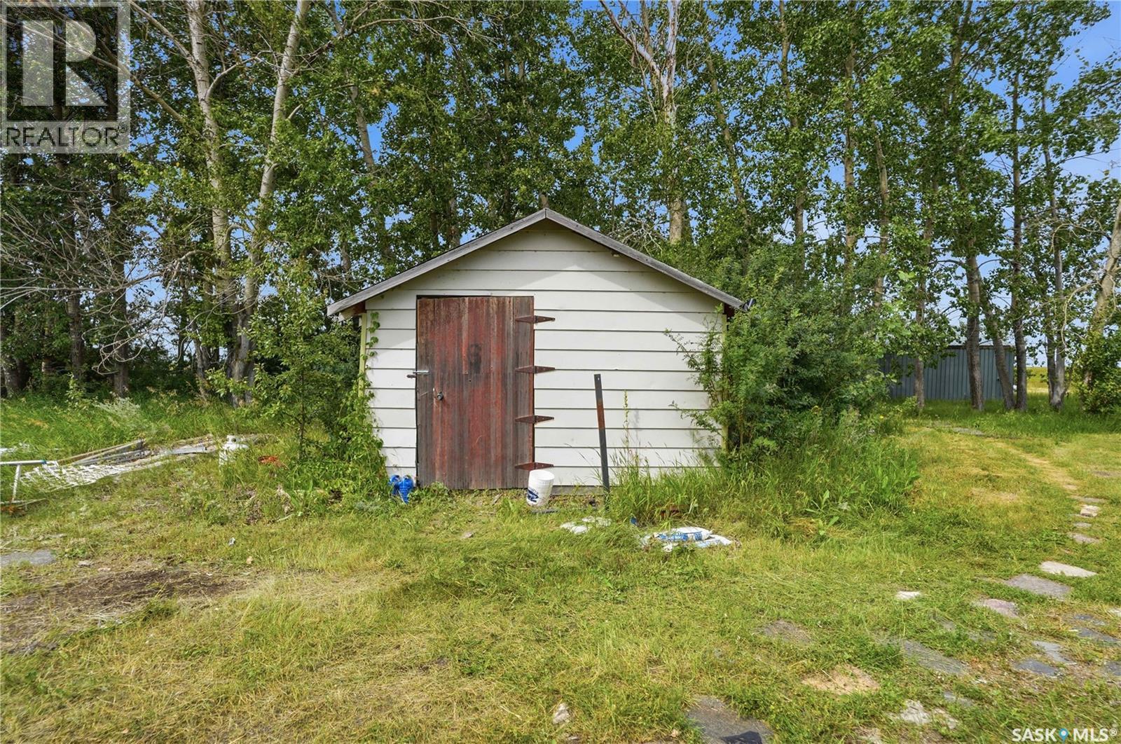 Perron Acreage Property Photo 50