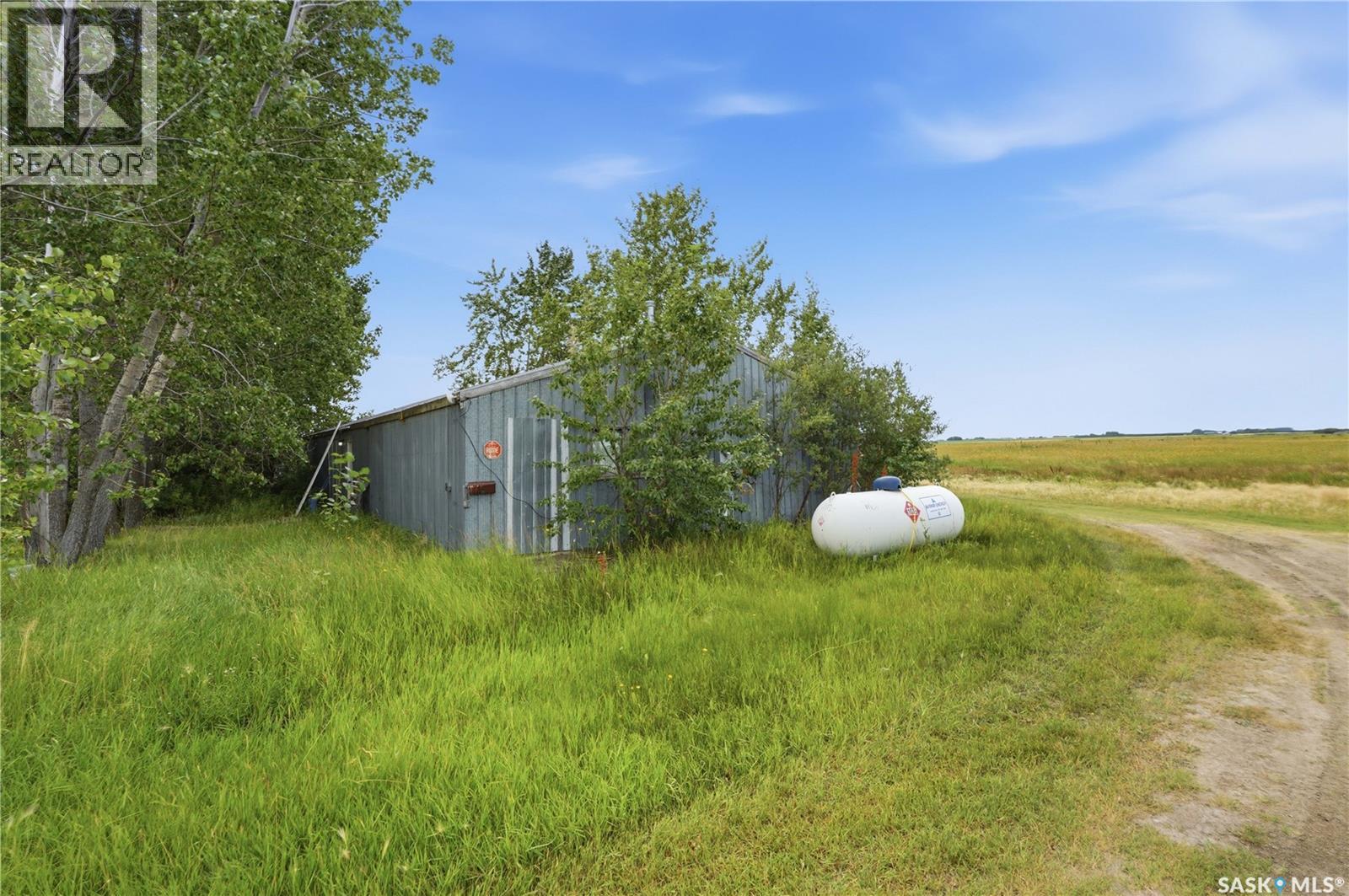 Perron Acreage Property Photo 51