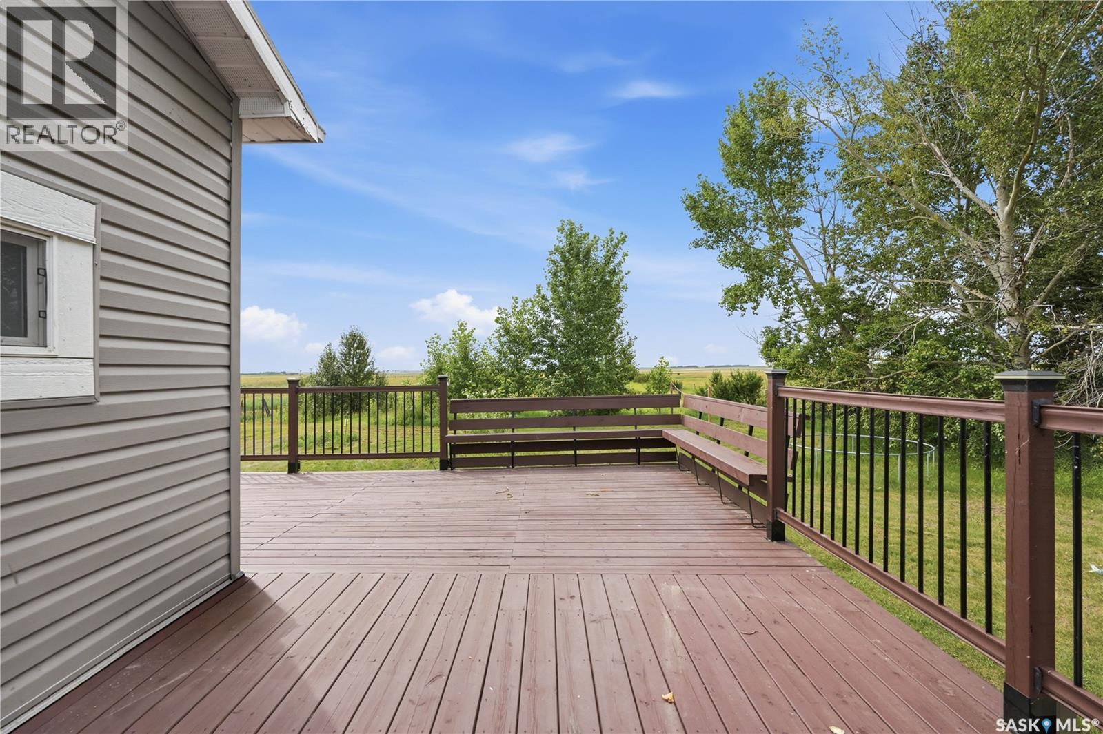 Perron Acreage Property Photo 55