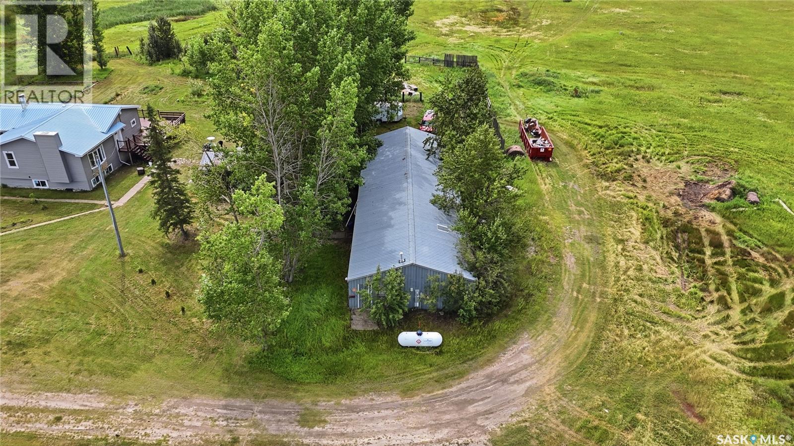 Perron Acreage Property Photo 56