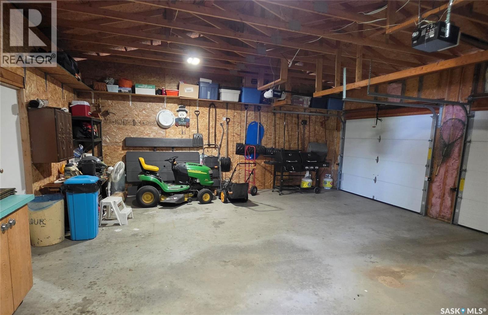 425 Corofin Crescent Property Photo 43