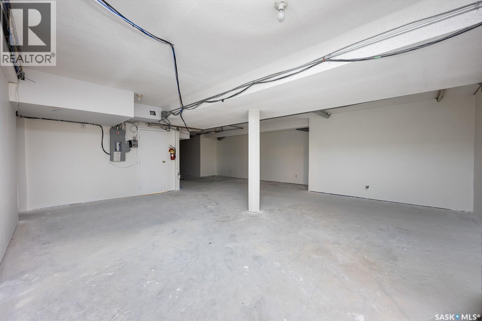B 3320 Pasqua Street Property Photo 3
