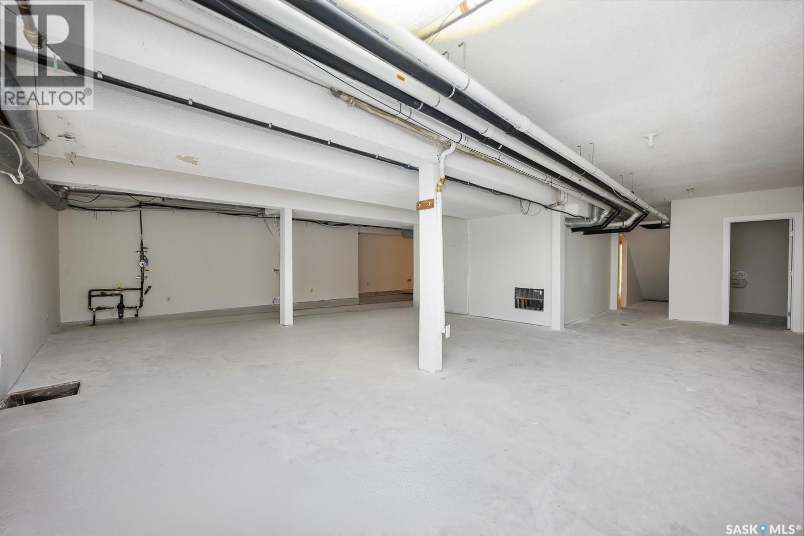 B 3320 Pasqua Street Property Photo 4
