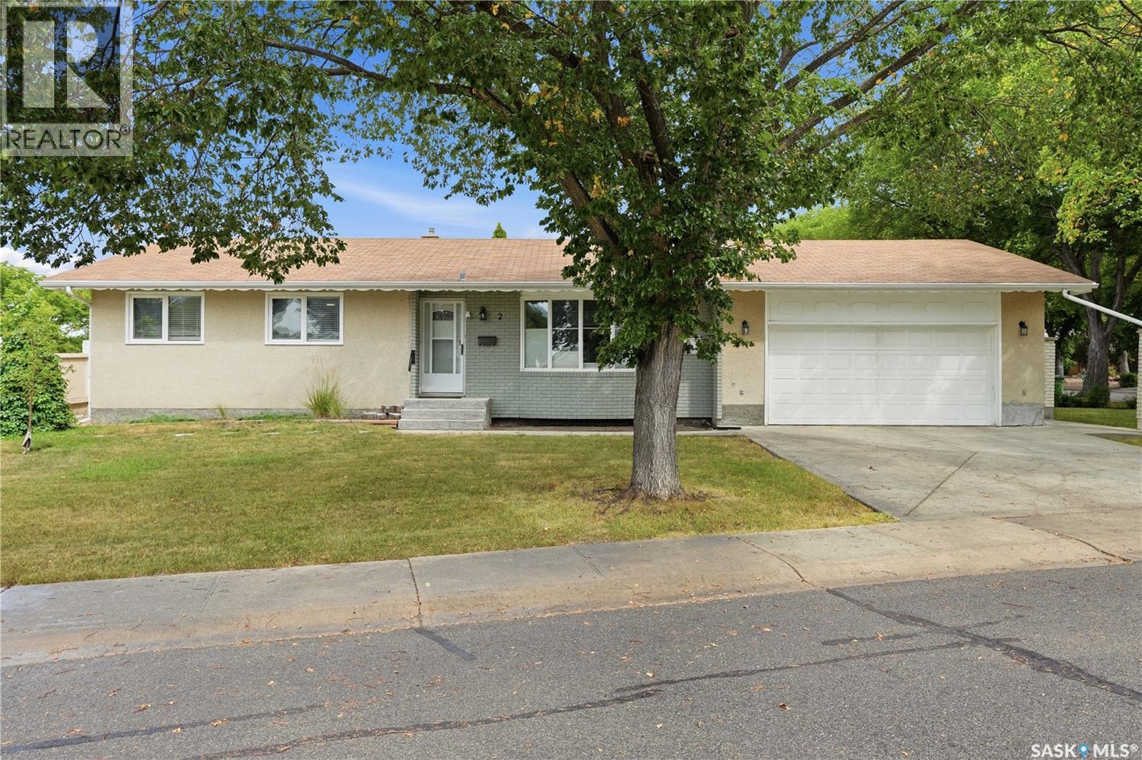 2 Springstein AVENUE Property Photo 1