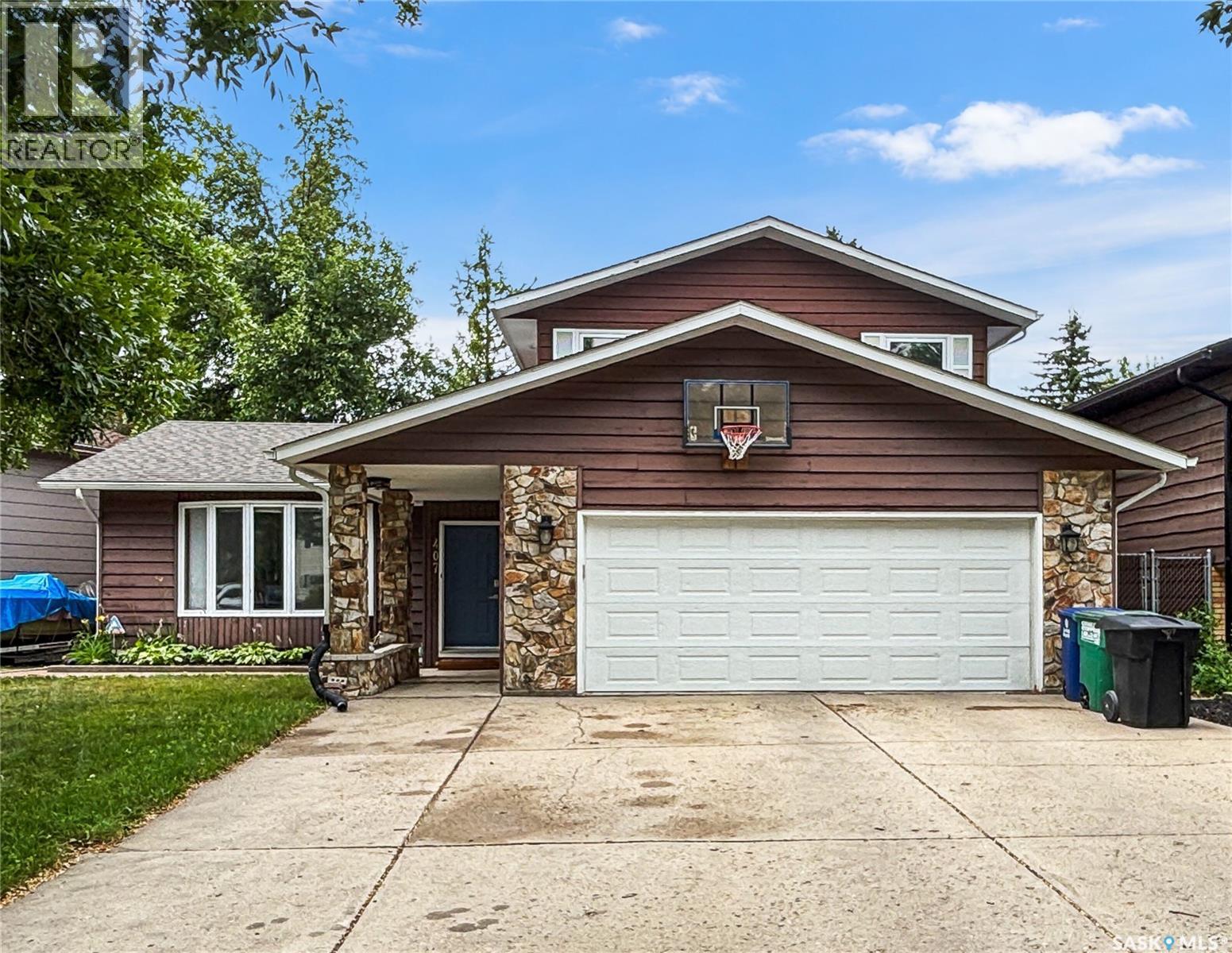 407 Chitek Crescent Property Photo 1