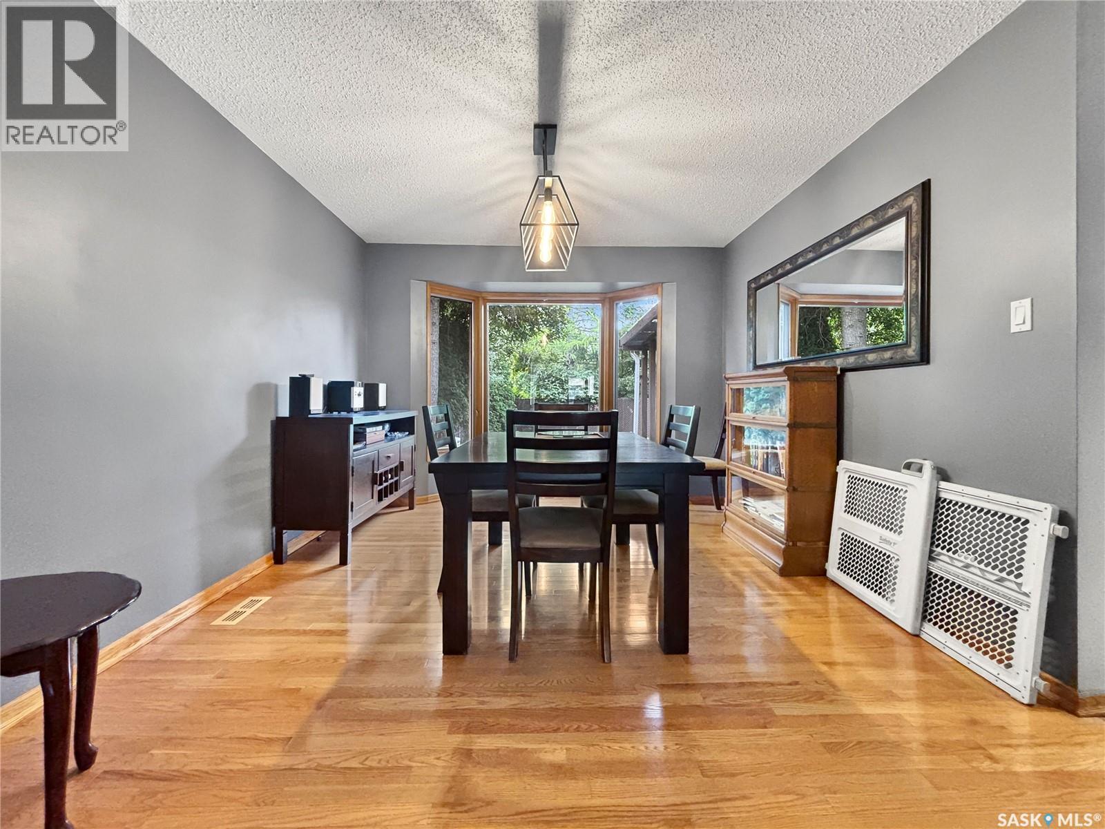 407 Chitek Crescent Property Photo 7