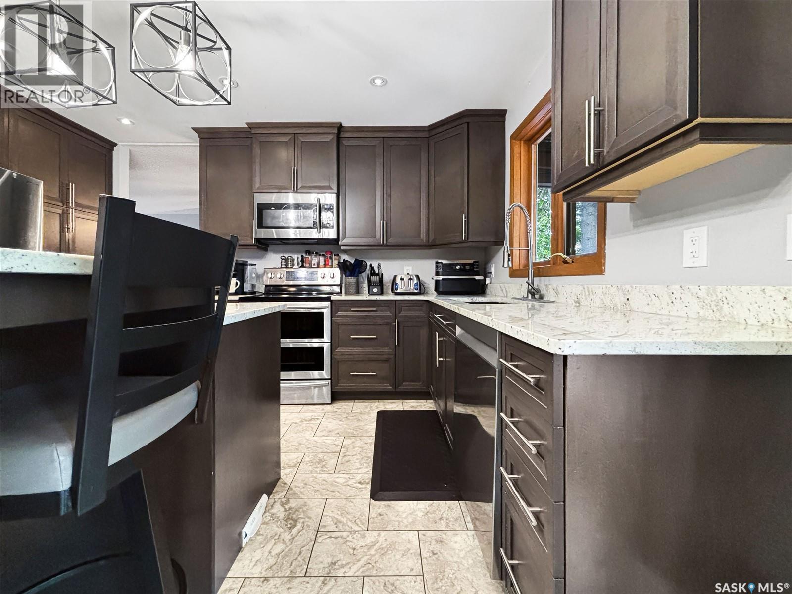 407 Chitek Crescent Property Photo 11