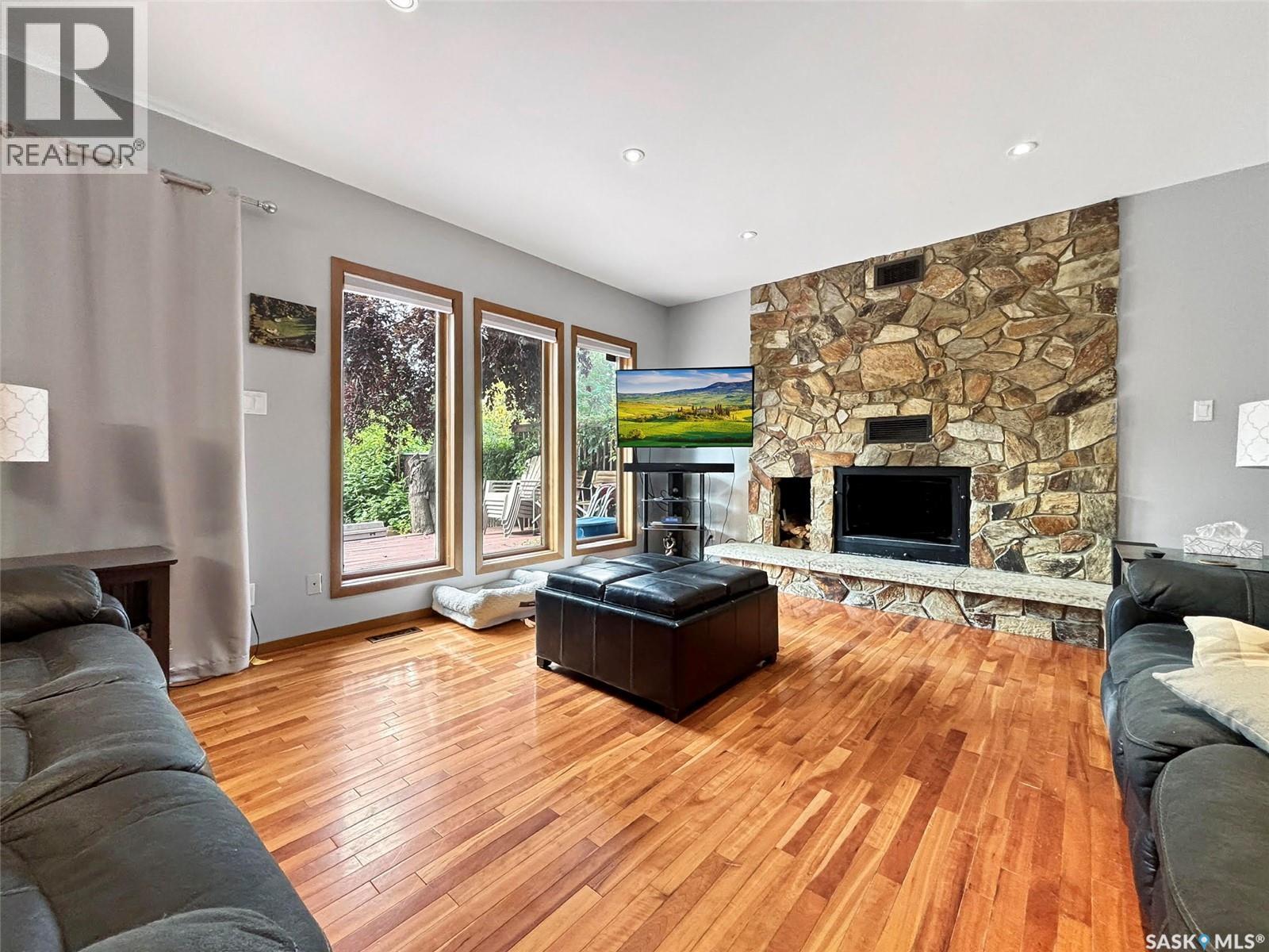407 Chitek Crescent Property Photo 16