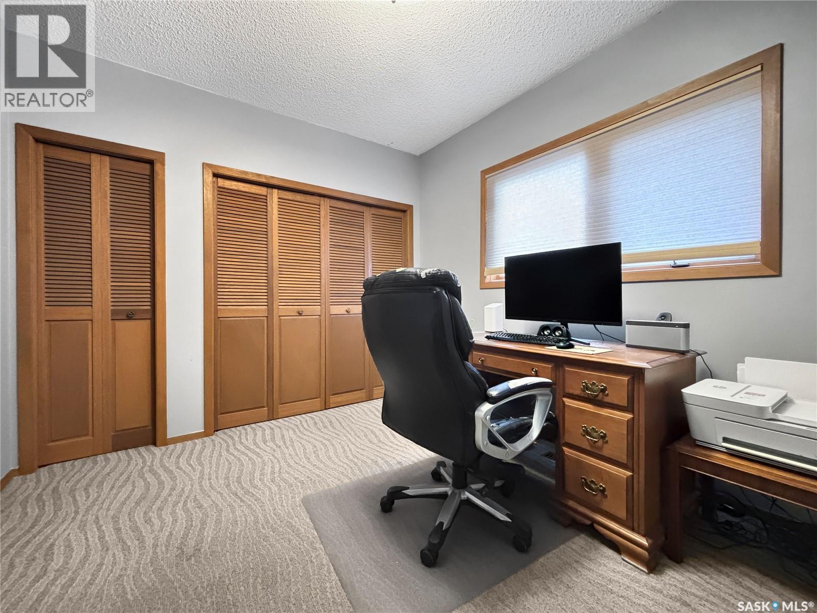 407 Chitek Crescent Property Photo 21