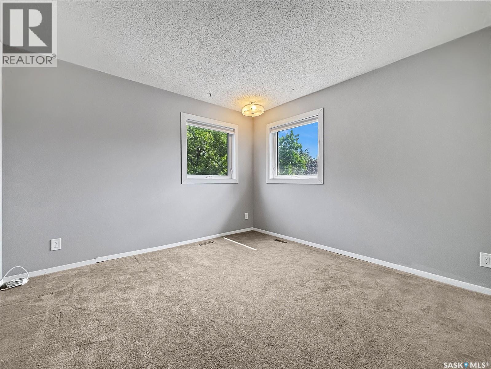 407 Chitek Crescent Property Photo 25