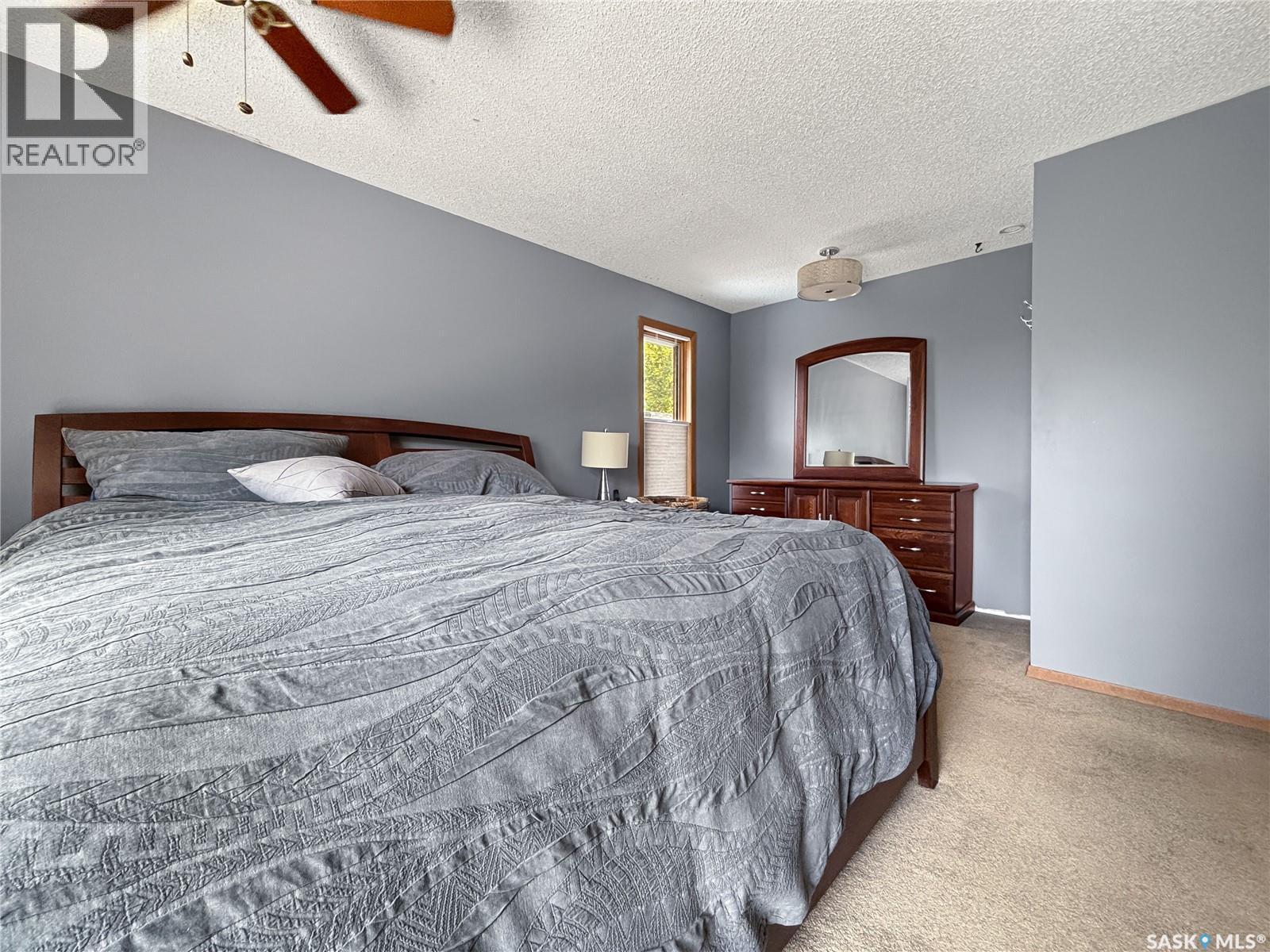 407 Chitek Crescent Property Photo 28