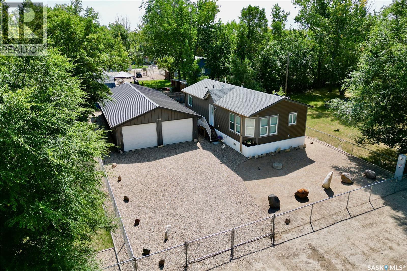 109 Lakeview Drive Photo de la propriété 1
